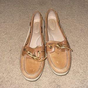 2 hr sale sperrys